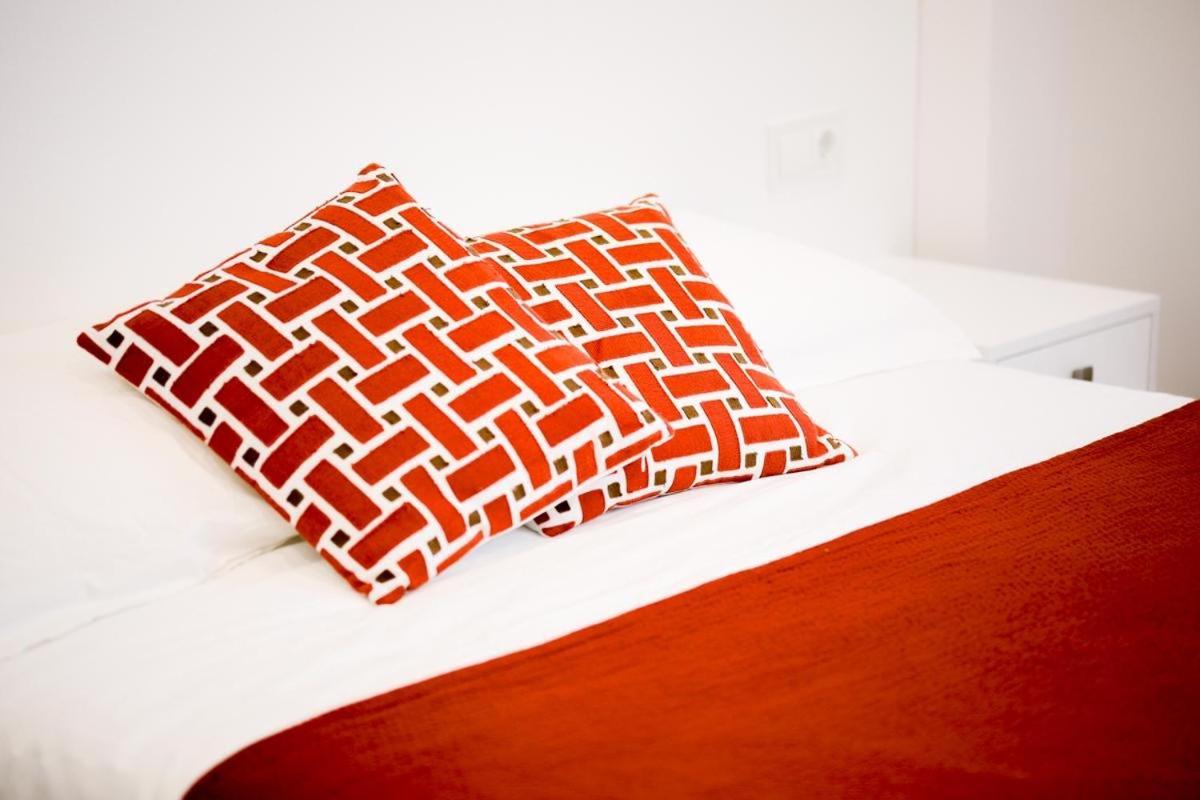 Family Apartment In The Malaga City Center ภายนอก รูปภาพ